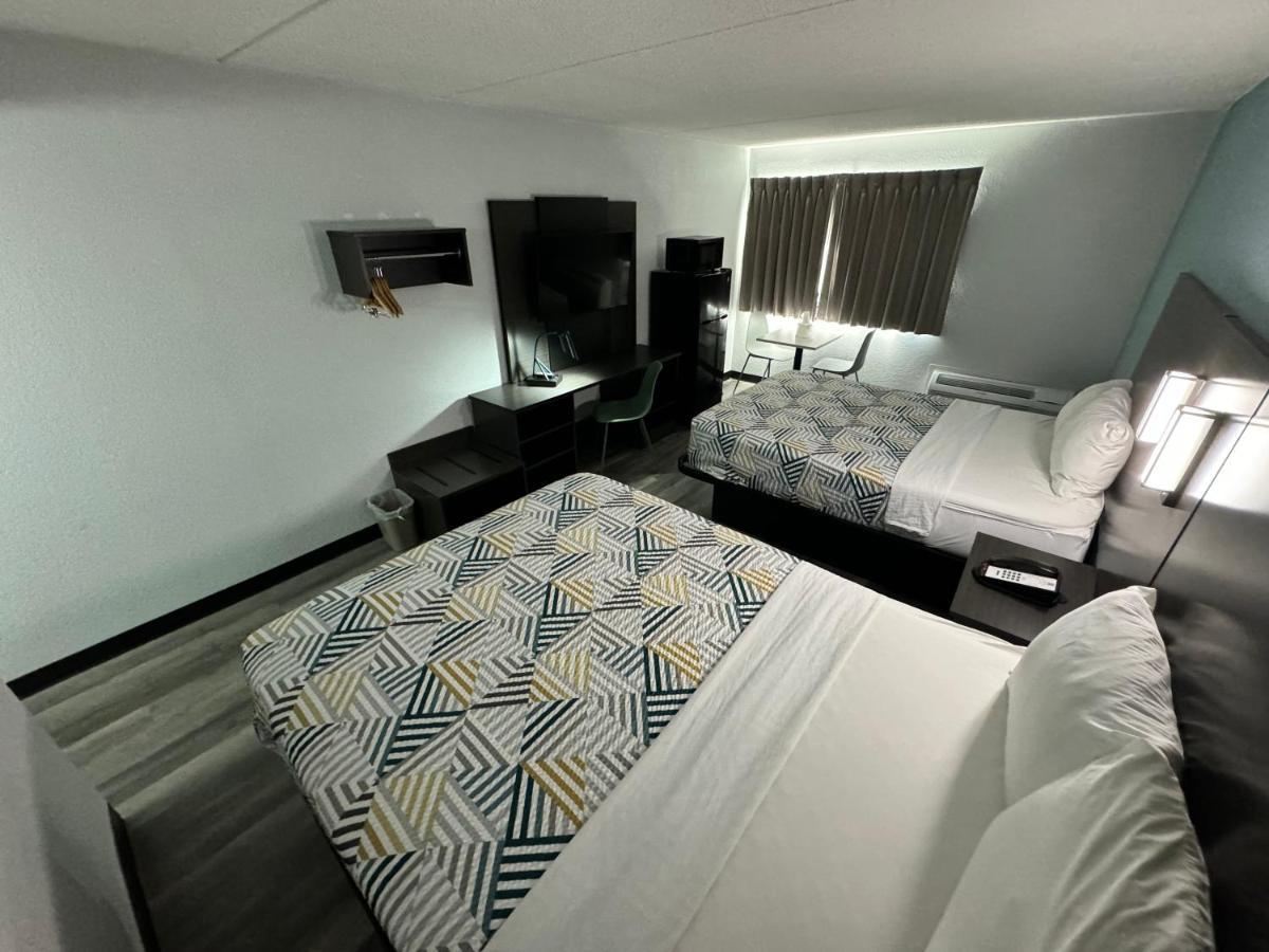 Studio 6 Suites East Syracuse Airport Exterior foto